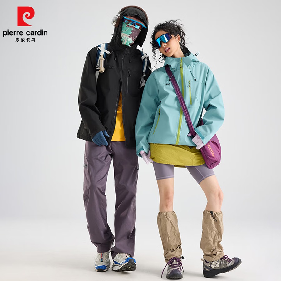 皮尔卡丹2026情侣款冲锋衣男山系夹克外套男户外登山服